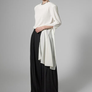 B9206 Long Slit Sleeve Blouse