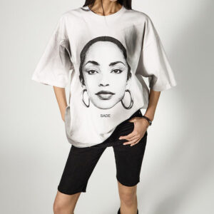E4158 Face Print Top
