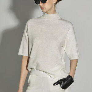 E4009 Turtleneck Top