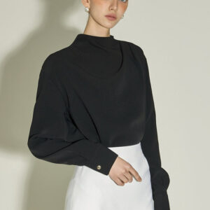 B3149 High-Neck Blouse