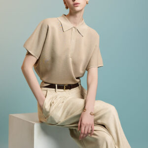 E3833 Collar Knit Top