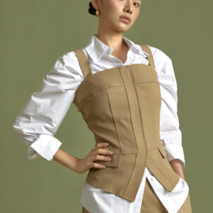 E9033 Square Sleeveless Top