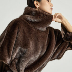 E9036 High-Neck Fur Top