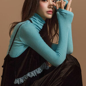 E3608 Turtleneck Top